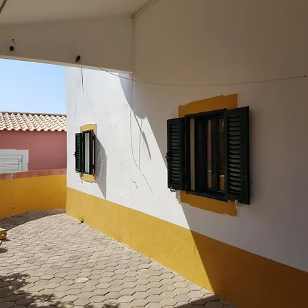 Rua De Arneiro De Salir